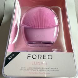 FOREO LUNA 3 Facial Cleansing Brush