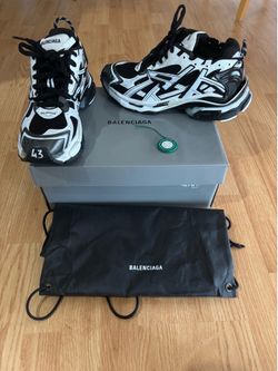 Balenciaga Runners