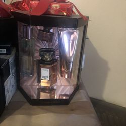 Victoria Secret Set Love ❤️ Limited Edition 