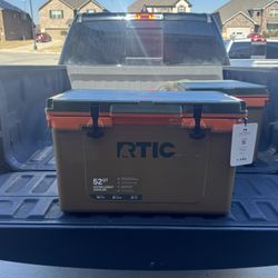 RTIC 52 QT Hard-Sided Ice Chest Cooler, Ultra-Light, Fits 76 Cans, Trailblazer