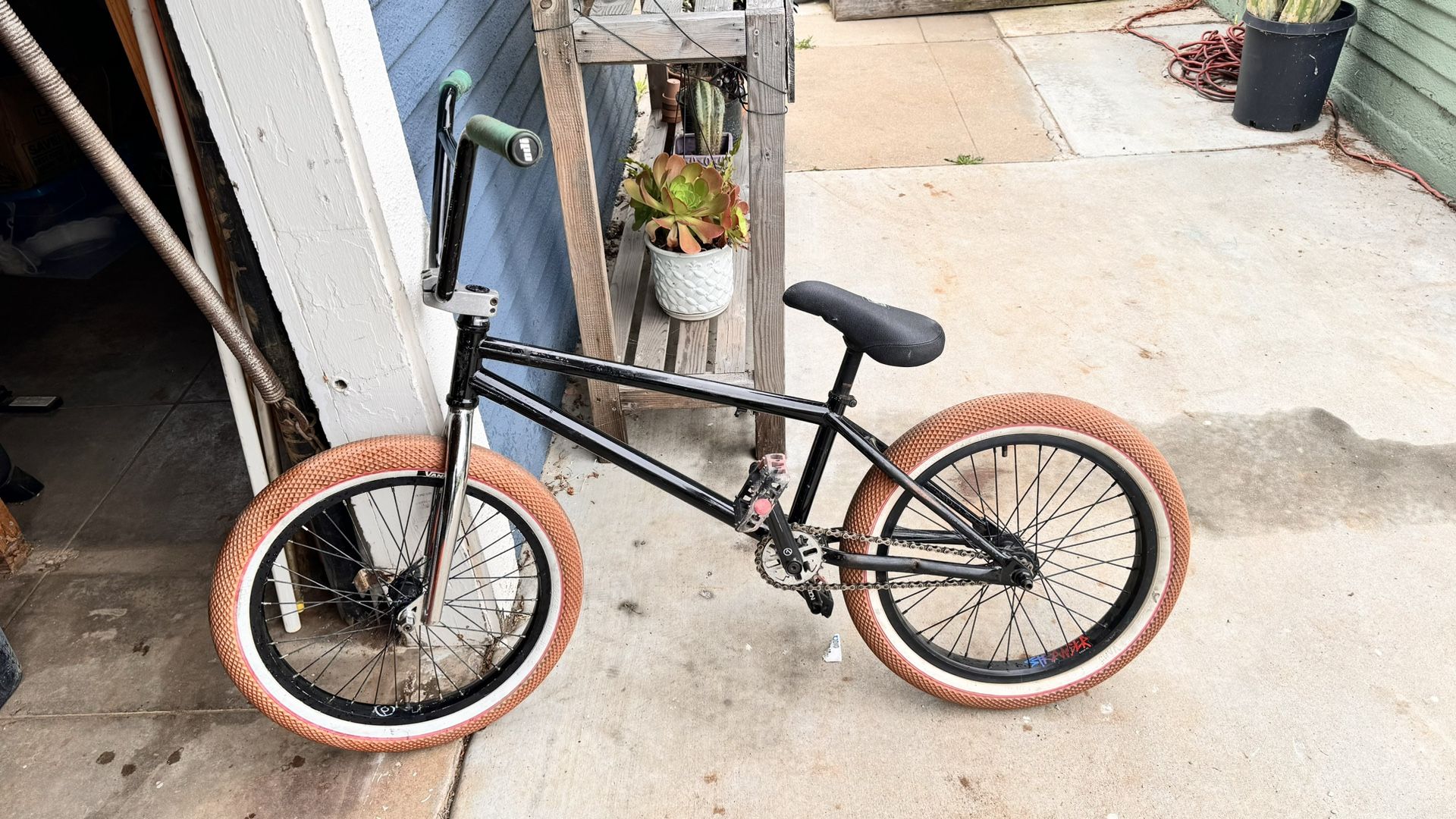 Fit Bike Co BMX bike