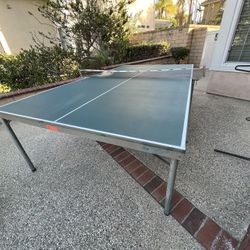 Stiga Ping Pong Table
