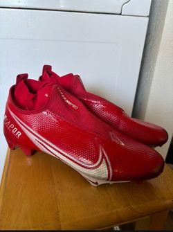Football cleats