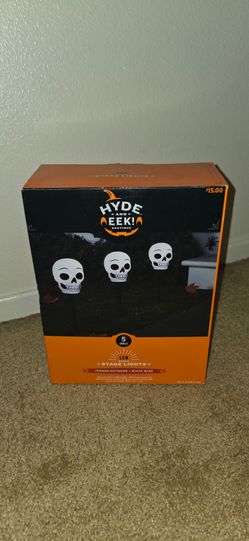 Skull Stake Decorations