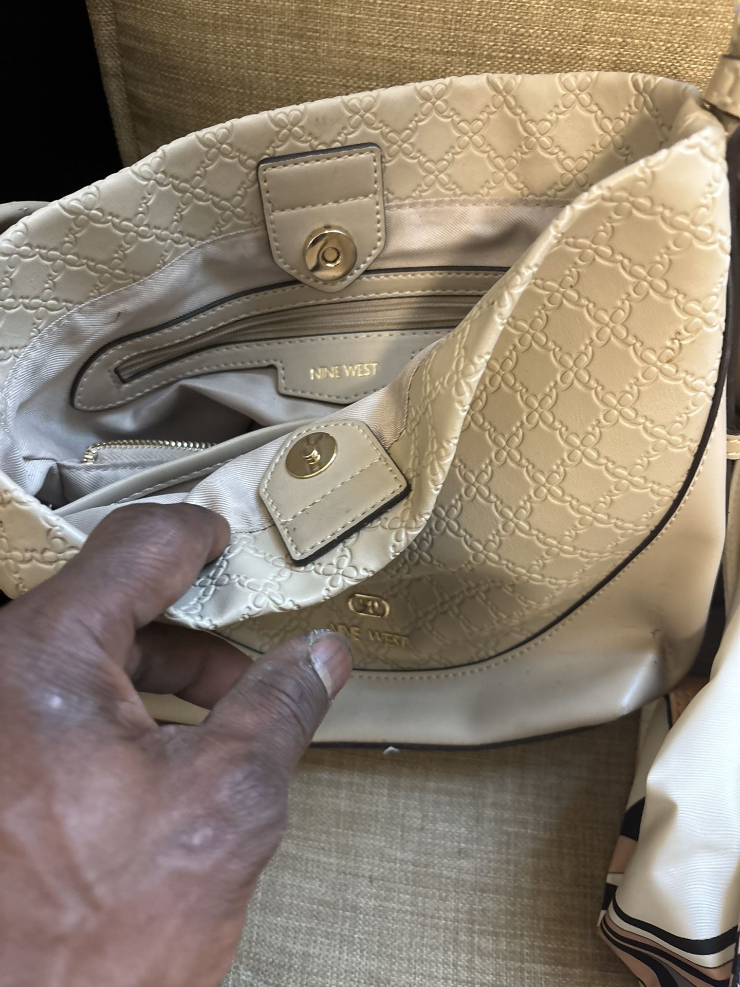 Nine West Bucket Handbag And Wallet