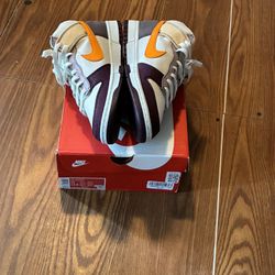 Nike Dunk Mid