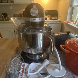 William Sonoma KitchenAid Stand Mixer 