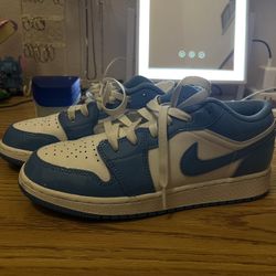 Air Jordan retro 1 low se causal shoes 