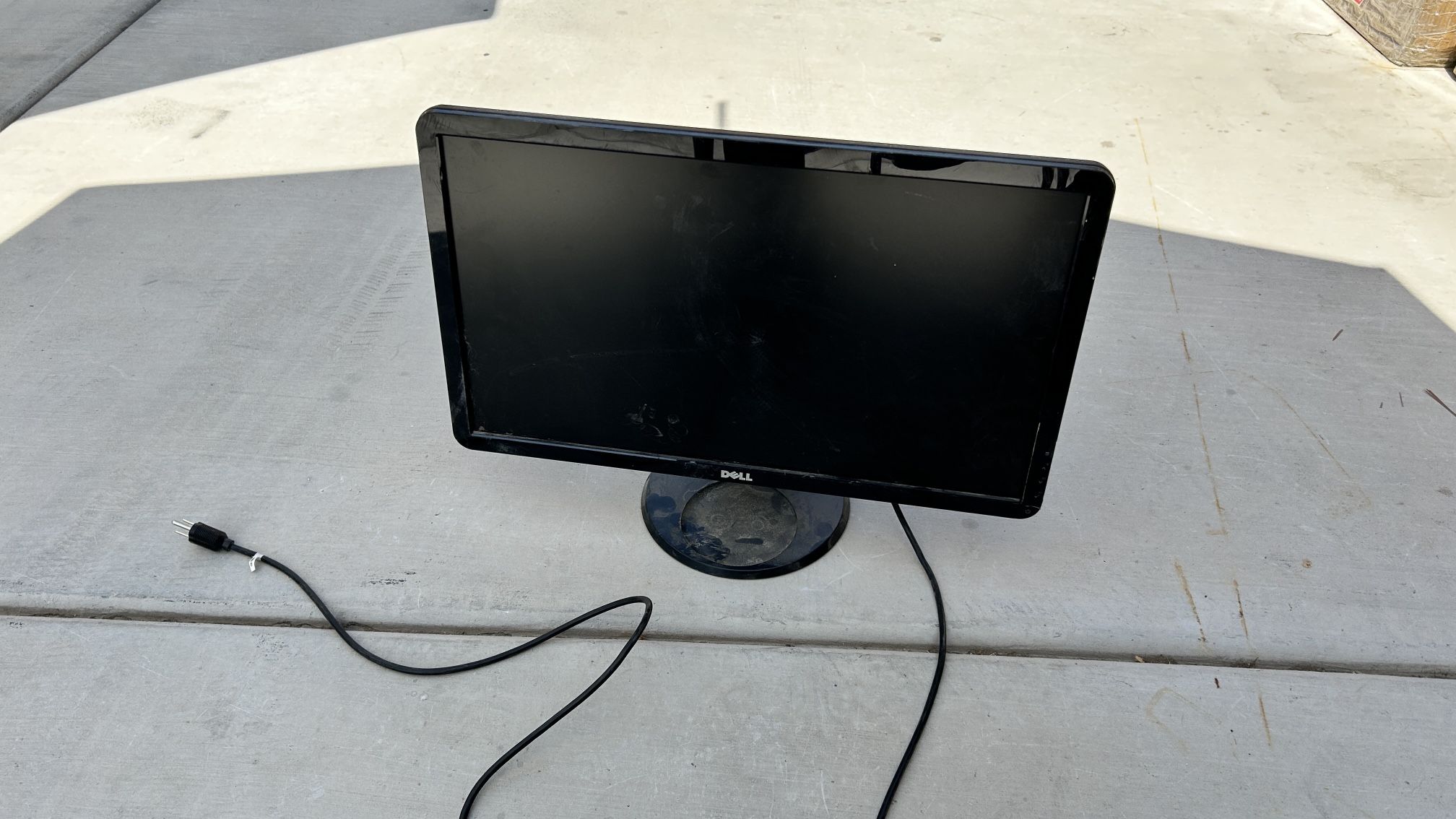 Dell computer monitor