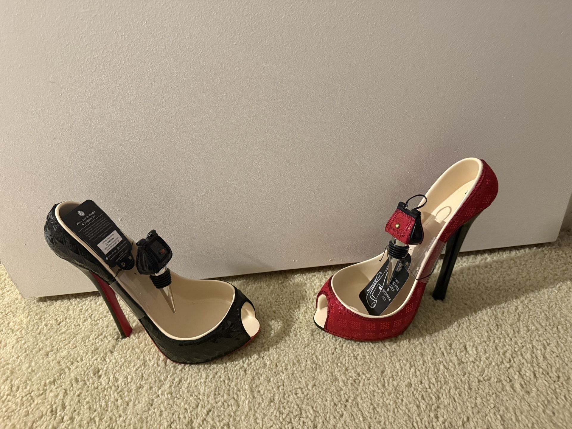 Elegant Wine Bottle Holder