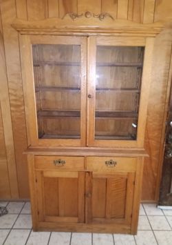 Oak Hutch 2 Piece Set