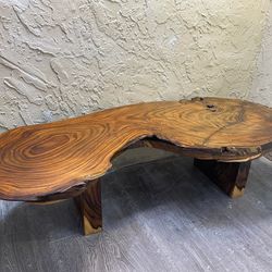 Live Edge Wood Coffee Table - Local Delivery Available for a Fee - See My Other Items 😃