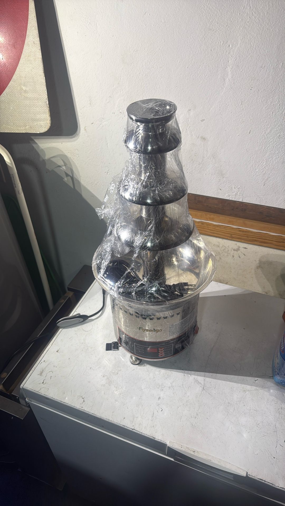 Chocolate fountain