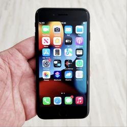 Unlocked iPhone 8 in EXCELLENT Condition 64GB Works With All Carriers 