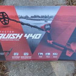 Mine Lab VANQUISH 440 Metal Detector
