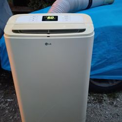 11000 BTU Portable Unit Works Great 
