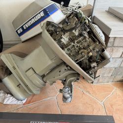 Evinrude 85hp Outboard Engine