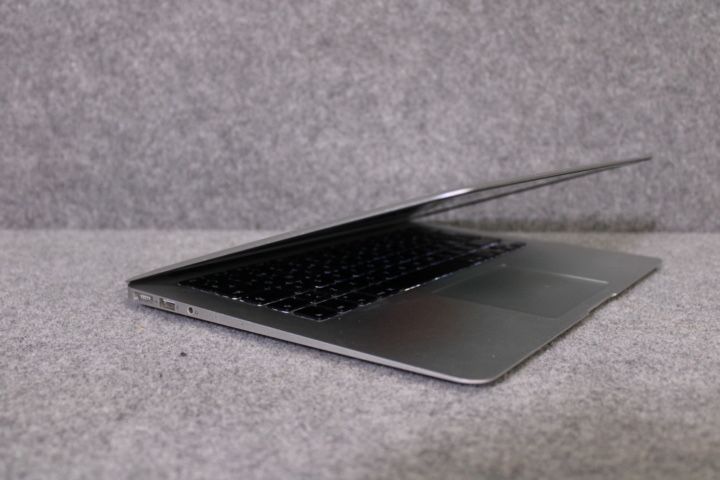 MacBook Air 2015 - Gray