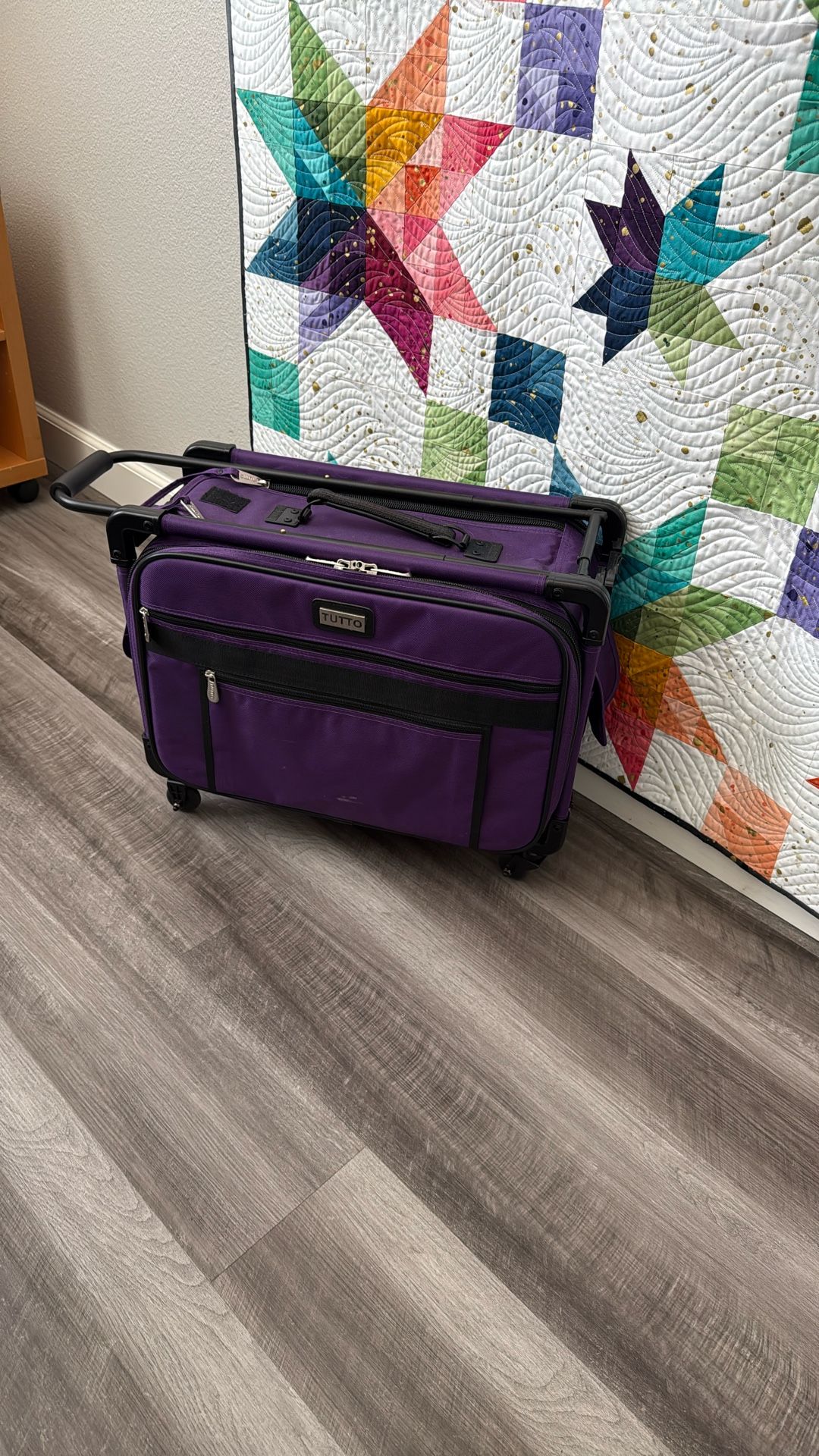 Tutto Medium sewing Case On Wheels