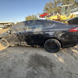 2015 ford Fusion For Parts Only 