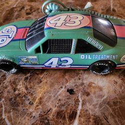 Richard Petti, #43 Phone Receiver 1992