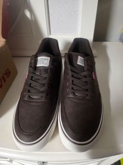 Levi's men's shoes size 11
