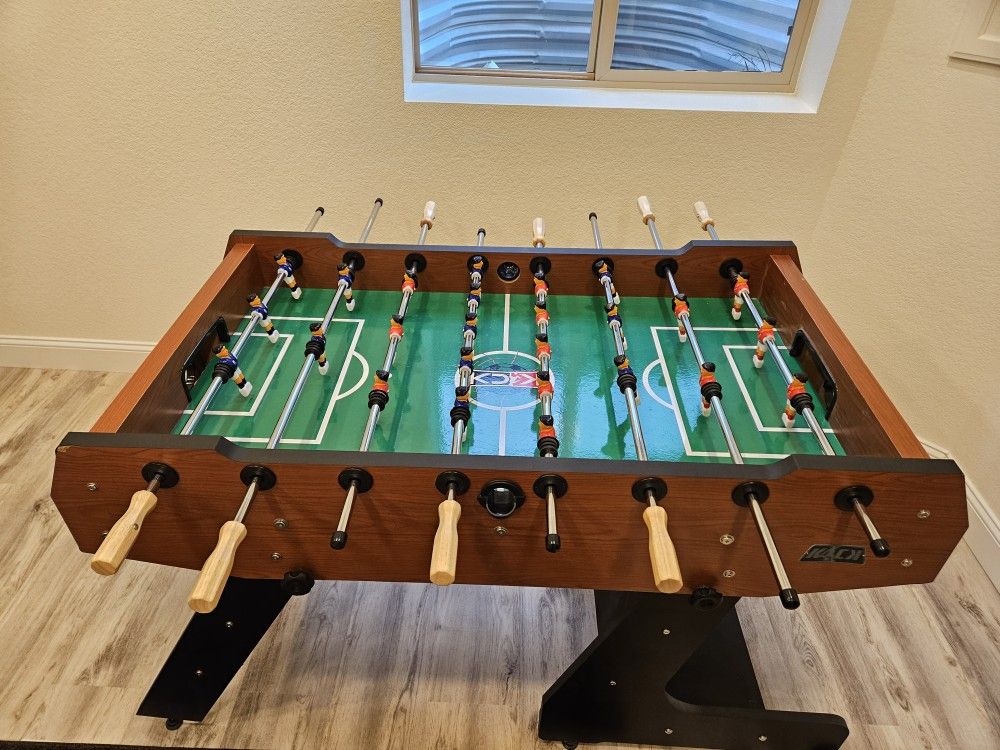 Foosball Table (Kick)