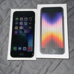 Laptop iPhone Se 3rd Gen 64gb T-Mobile With Box ……