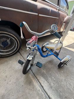 Schwinn Lil Sting-Ray Sky Blue Super Deluxe Krate Tricycle in good condition almost new $260 lmk when ur ready to to pick up