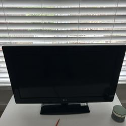 32 Inch Led LG TV 