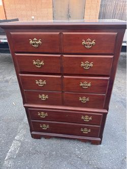 6 Drawers Dresser