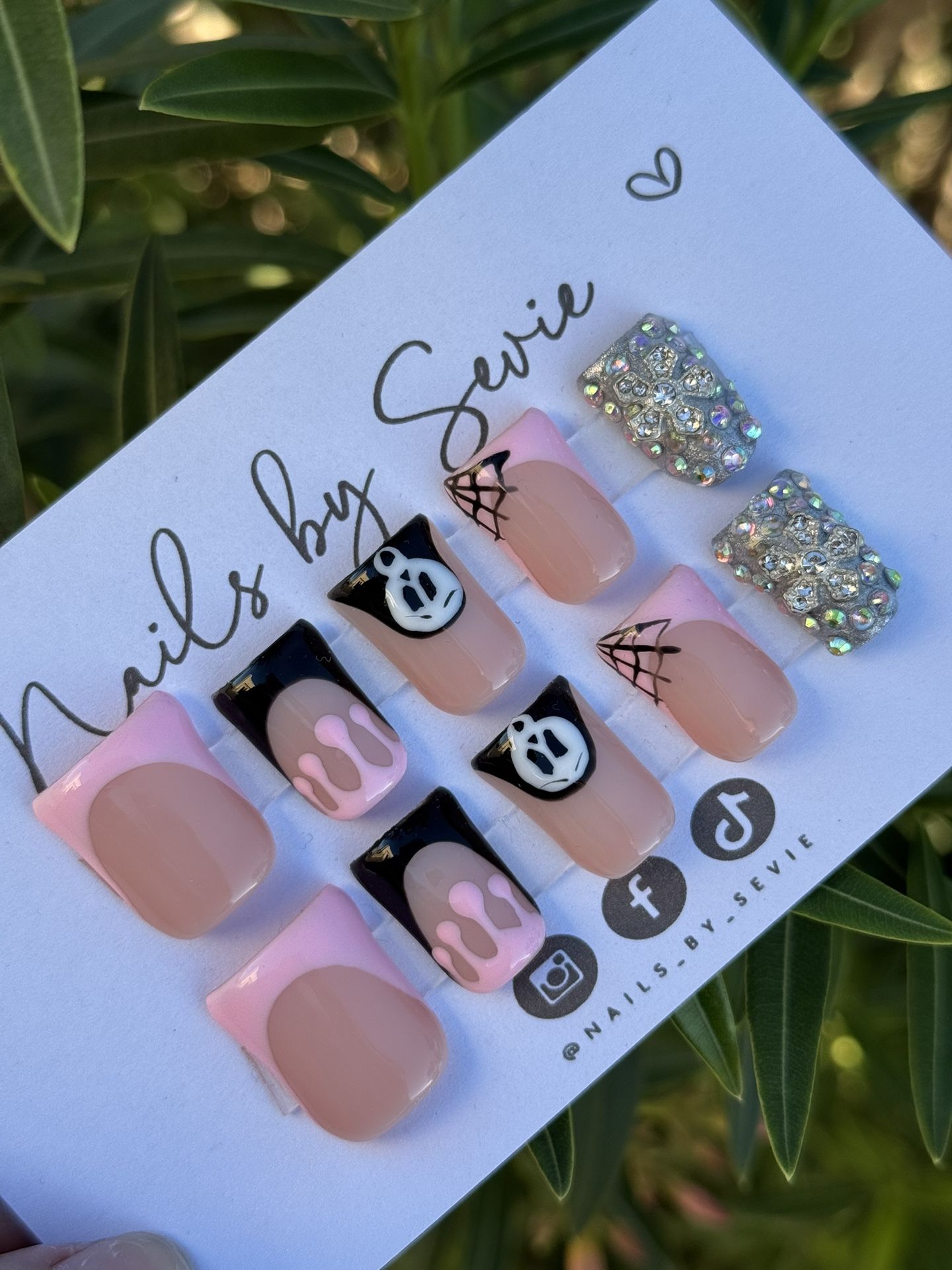 Halloween 👻 Ghost face 10pc Acrylic Set Press Ons$20