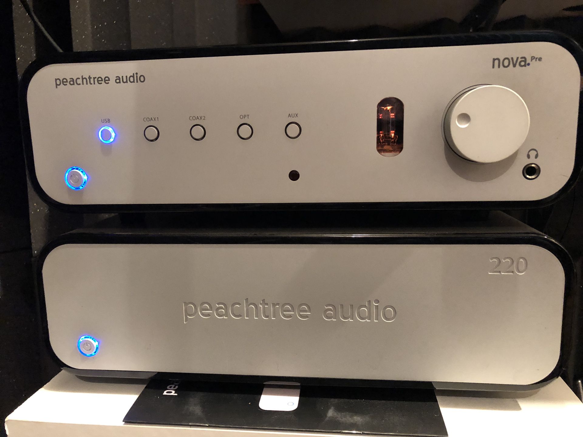 Peachtree Audio Pro Nova Pre Amplifier & bonus 220 Power Amp included