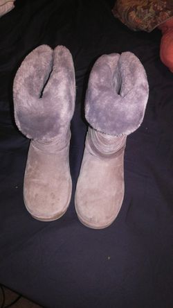 LAMO size 8 1/2 Women's Suede Boot