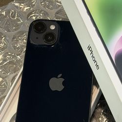 iPhone 14 PLUS Max Size 256GB UNLOCKED Like New