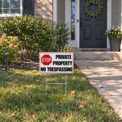 No trespassing signs