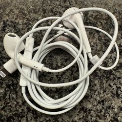 Apple Wired Ear Buds