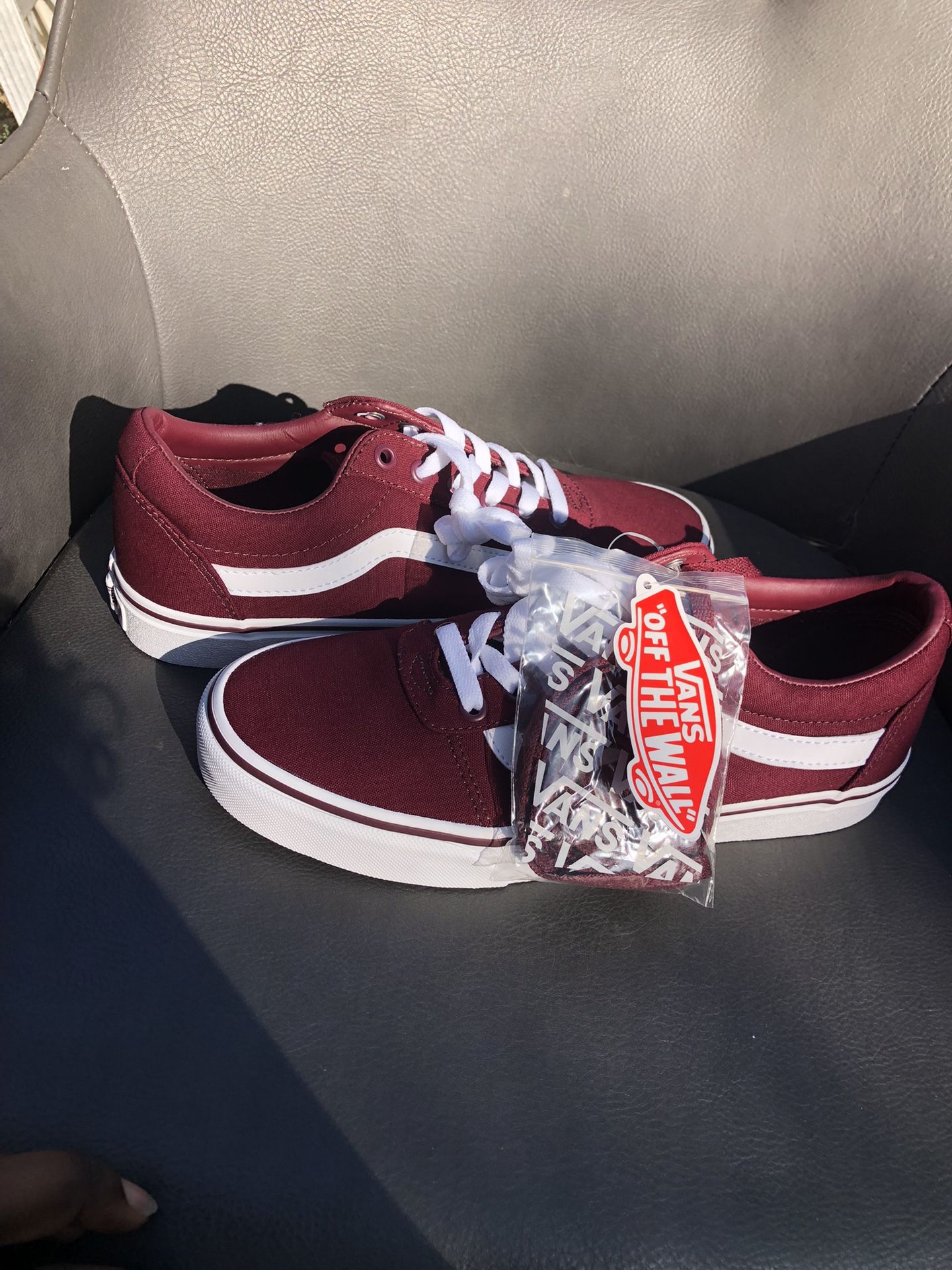 Vans Ward Canvas Burgundy (W/9)