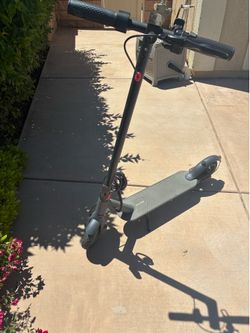 VOLPAM Electric Scooter