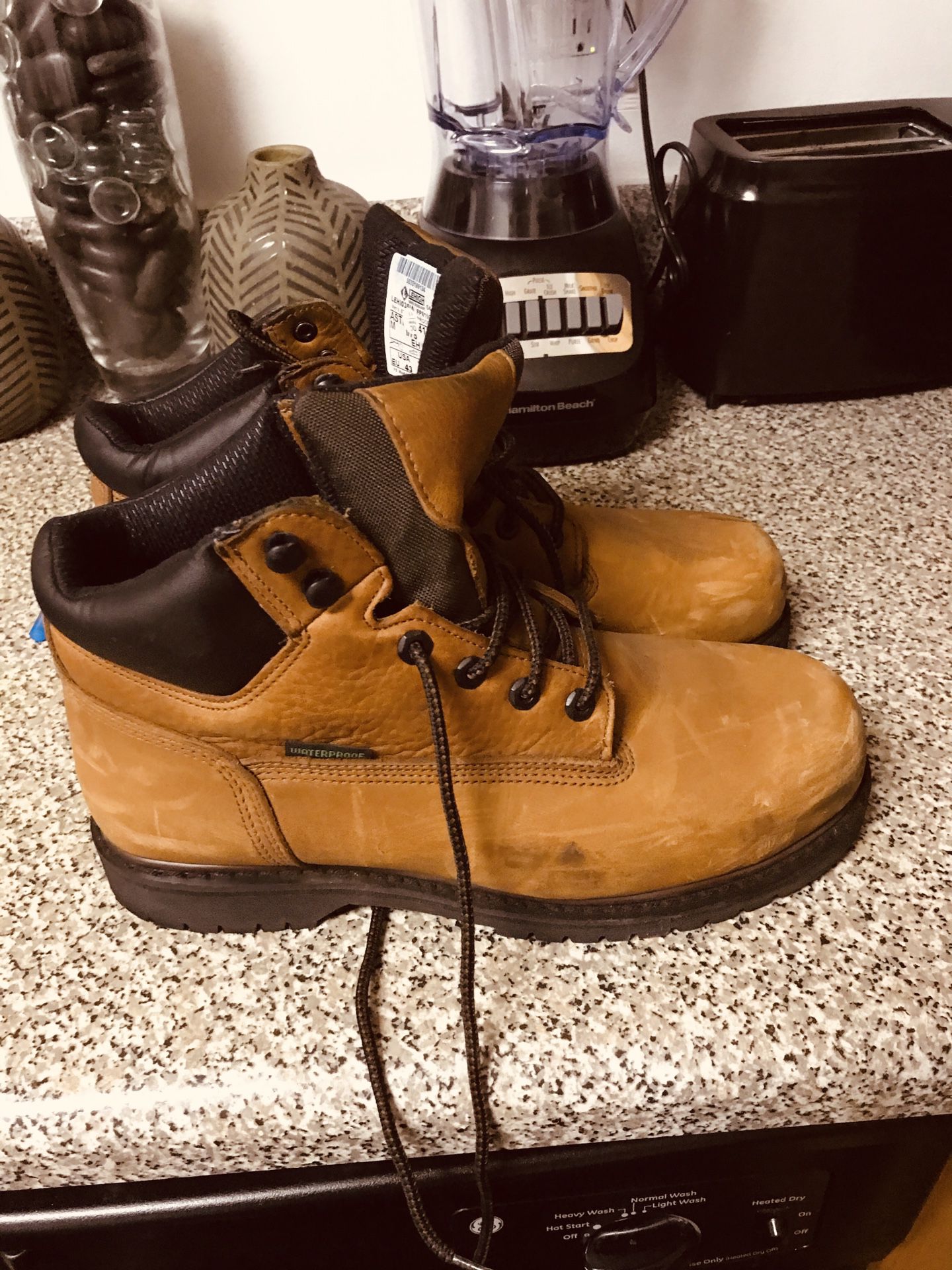 Steel toe work boots 10.5