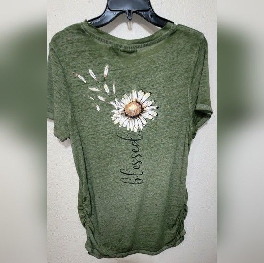 Joei & I Sage Green Daisy Blouse