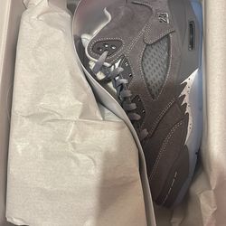 Jordan 5 retro wolf grey 2026