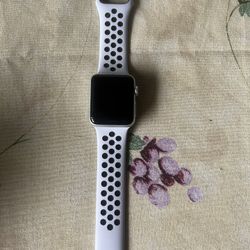 apple watch series 3