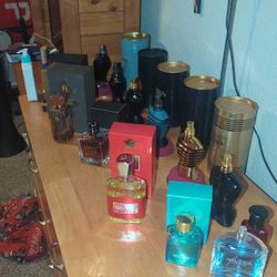 Men’s Fragrance Collection – Designer & Niche – Bundle or Individual
Selling a high-quality fragranc