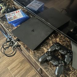 PS4 Slim