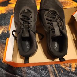 Nike MC Trainer 3 Men's Shoes Size 8 Lost My Receipt Will Take $28 Cash Only