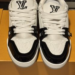 Louis Vuitton Trainers -black -size 43 Eu (us -9)