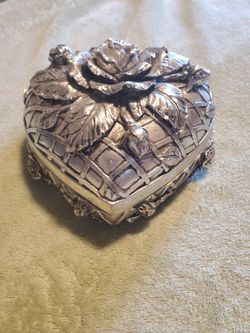 Heart Shaped Jewelry  Box