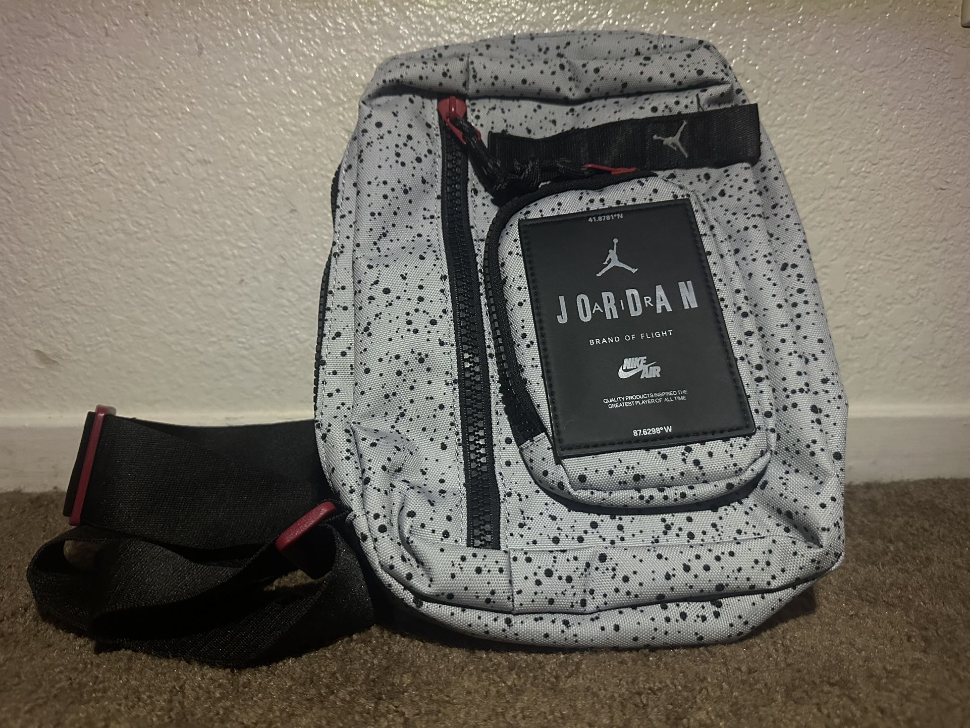 Air Jordan Hesi Crossbody Bag