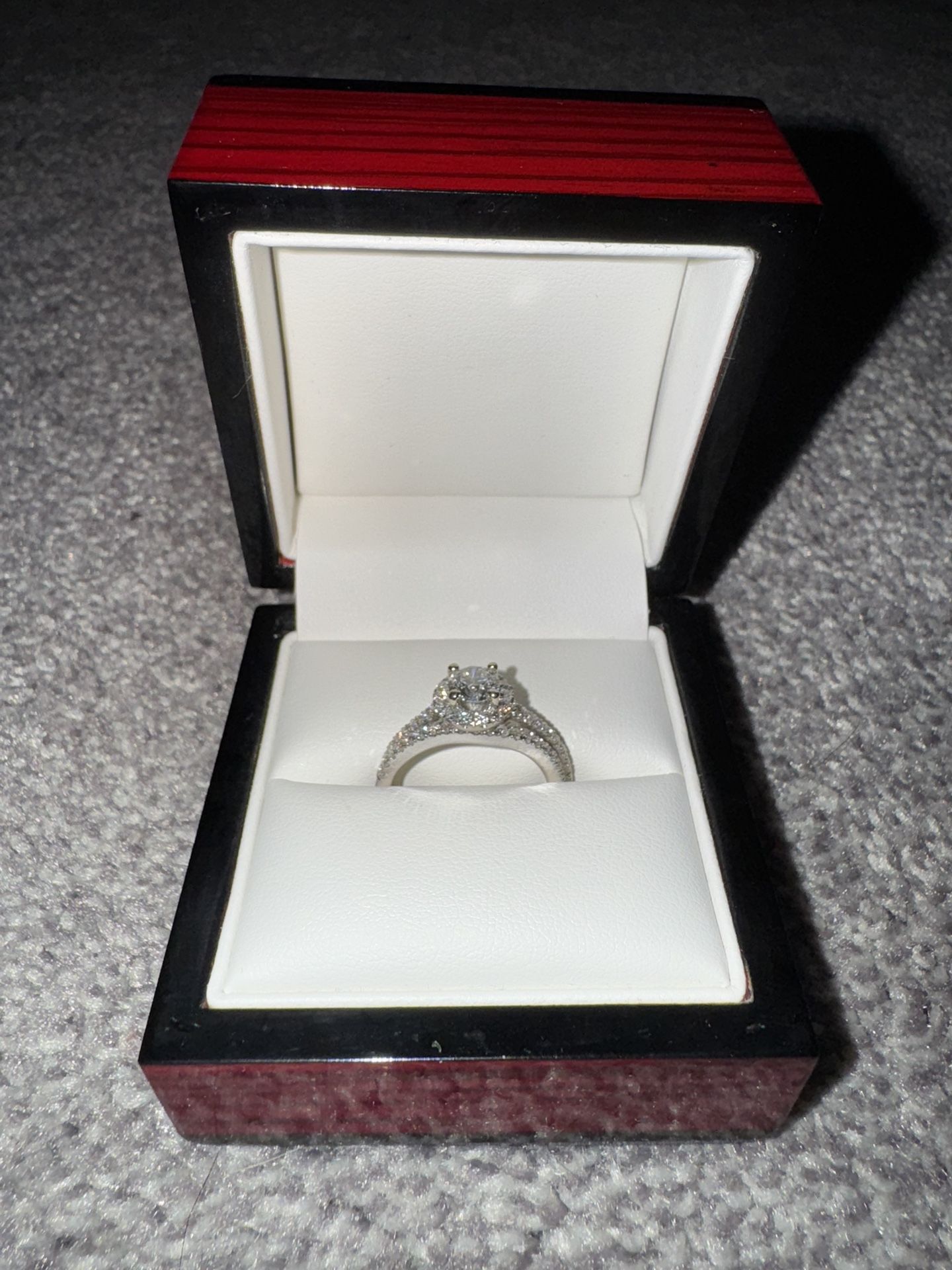 GIA Certified 1.30 ct Total Diamond Bridal Set 14k White Gold, Size 7.25